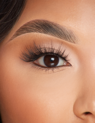 P.Louise Lashes - Postawa wdzięczności