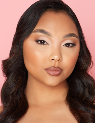 P.Louise Lashes - Materiał małżeński