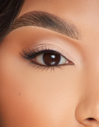 P.Louise Lashes - Materiał małżeński