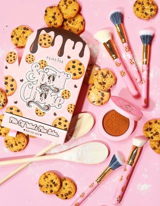 P. Louise Buff i brązowy pakiet