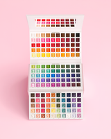 Otwarte opakowanie palety cieni do powiek P.Louise Creative Comeback XXXL Rainbow