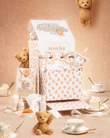 P.Louise Get Unteddy With Me Pełny zestaw PR Teddy Collection w otoczeniu ciasta i pluszowych misiów