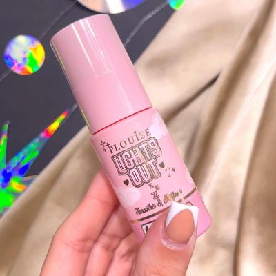 Lights Out Nawilżające i rozjaśniające serum podkładowe